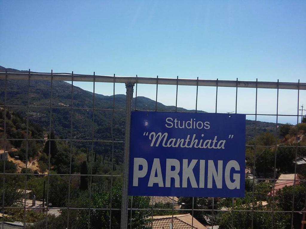 Manthiata Studios Exanthia Exterior foto
