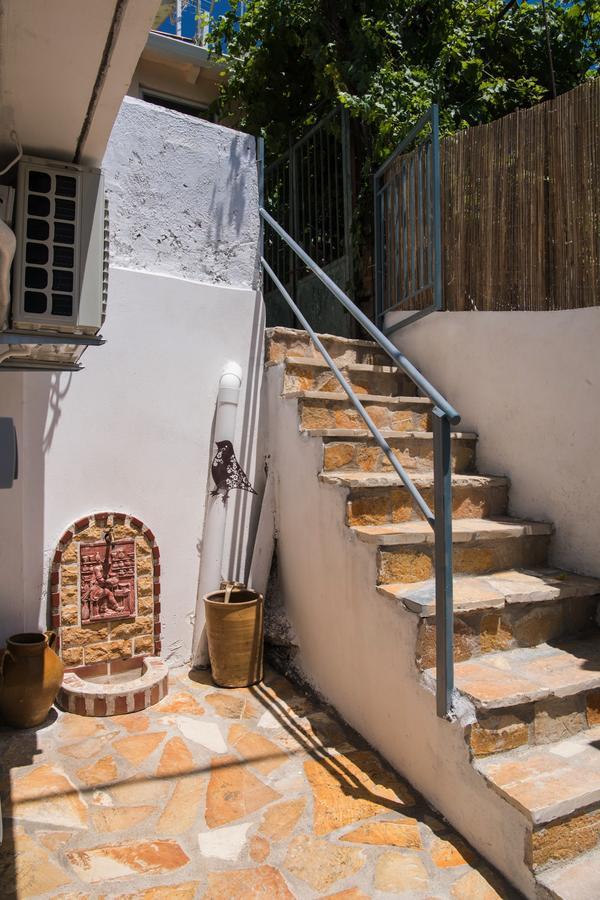 Manthiata Studios Exanthia Exterior foto